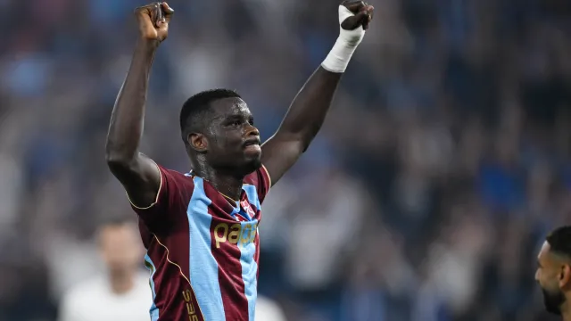 Trabzonspor'da Paul Onuachu Sakatlığı Sebebiyle İlk Yarıyı Tamamlayamadı