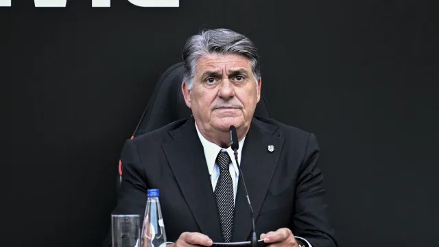 Beşiktaş'ta Seçim Kararının Perde Arkası: Serdal Adalı'nın Yeni Planı