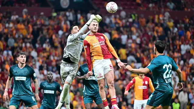 Osimhen'siz bu kadar: Spor yazarları Galatasaray'ın Kocaelispor galibiyetini değerlendirdi