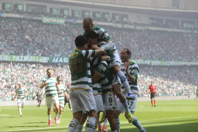 Bursaspor Tarih Yazdı: Şampiyonlukla 1. Lig'e Yükseldi