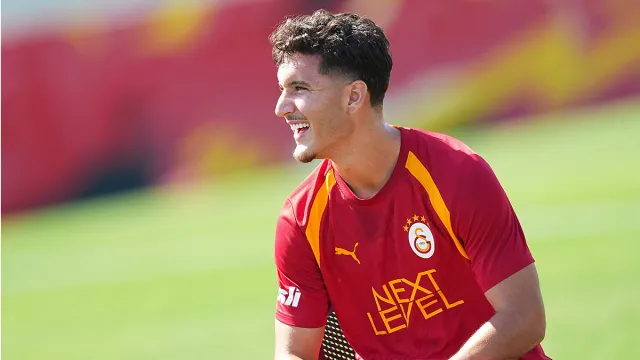 Galatasaray'ın Yeni Transferi Deniz Gül İlk İdmanına Çıktı