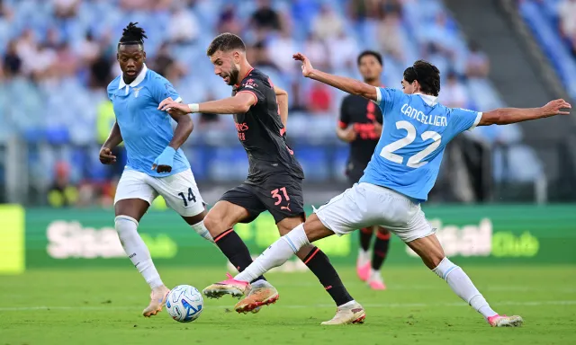 Lazio kaçtı, Milan kovaladı: İtalya Serie A'da nefes kesen maçta kazanan çıkmadı