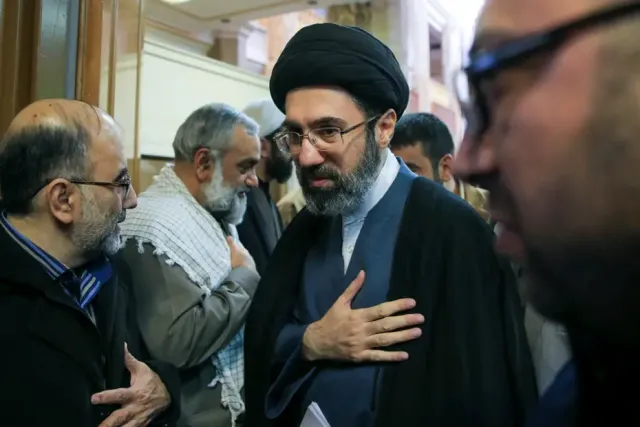 İran Dini Lideri Hamaney'den Hürmüz Boğazı ve Körfez Hakkında Kritik Açıklama