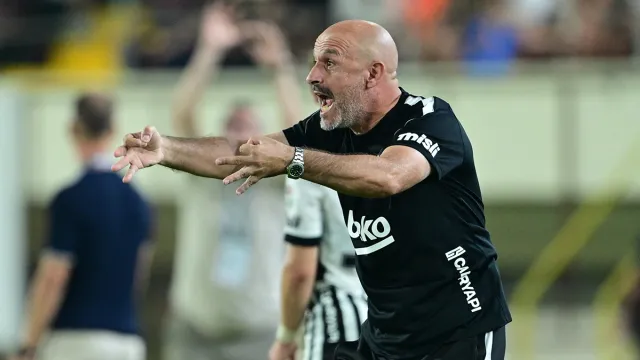 Mağlubiyet Italiano'nun Hatalarından Kaynaklandı: Spor Yazarları Beşiktaş'ı Değerlendirdi