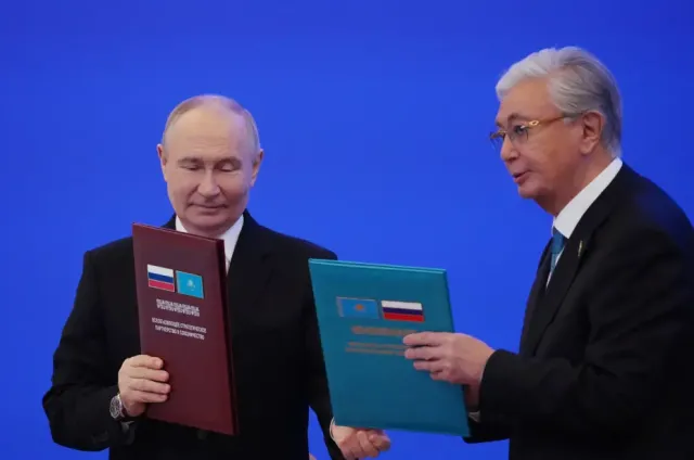 Kazakistan'da Tarihi Adım: İlk Nükleer Santral Projesi İçin İmzalar Atıldı