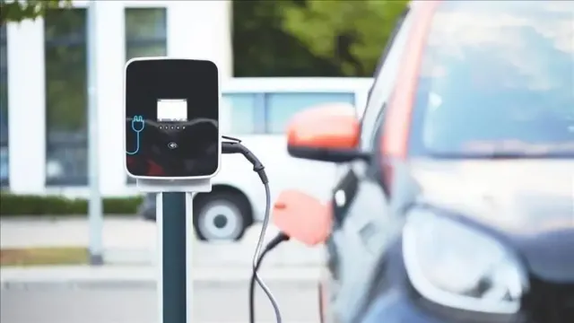 Almanya Otomobil Pazarında Büyük Değişim: Elektrikli Araç Fiyatlarında Düşüş