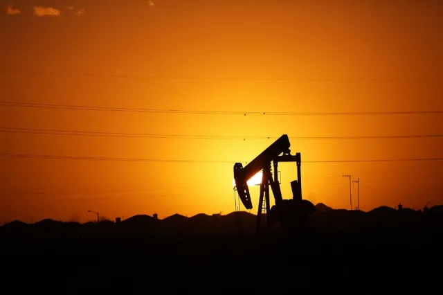 Petrol fiyatlarında hareketlilik. Dört günlük çöküşün ardından tepki alımı