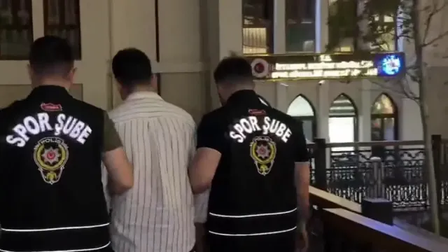 "Bilet var" diye bağırınca yakalandılar, üç yıl hapis cezası isteniyor