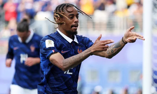 Fenerbahçe'nin Rakibi Liverpool'dan Avrupa'yı Sarsacak Dev Transfer