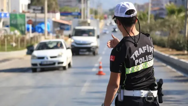 10 Bin Polis Adayı İçin Mezuniyet Müjdesi: Tarihler Öne Çekildi