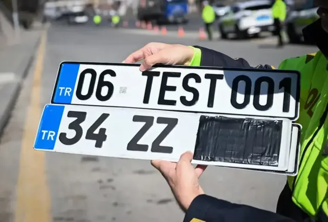 APP Plakalarda Yeni Dönem: Şoförler Odası Ücretsiz Değişim Yapacak