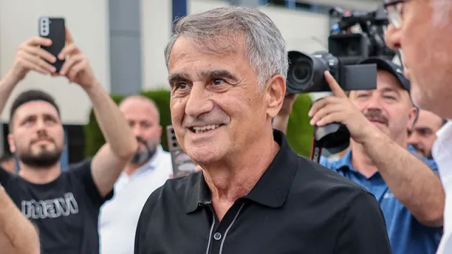 Trabzonspor'da Şenol Güneş Dönemi Başlıyor: Galatasaray Maçında Sahada