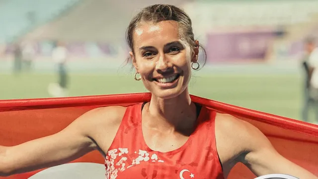 Tuğba Yenigün Avrupa Atletizm Şampiyonası'nda Finalde