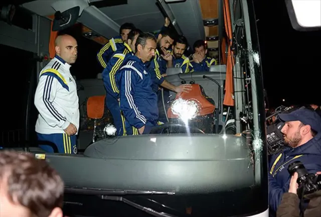 Anayasa Mahkemesinden Fenerbahçe Otobüsüne Saldırı Kararı
