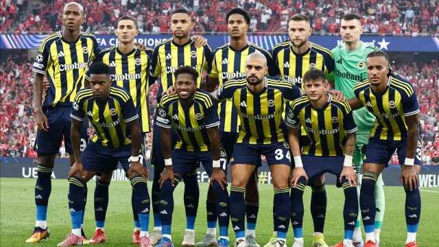 Fenerbahçe'de Sürpriz Gelişme: İstenmeyen İsim Barcelona'ya Transfer Oluyor