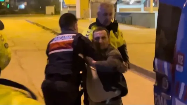 Bursa'da Alkollü Sürücüden Polise Skandal Sözler: Ticaret Erbabıyım Diye Savundu