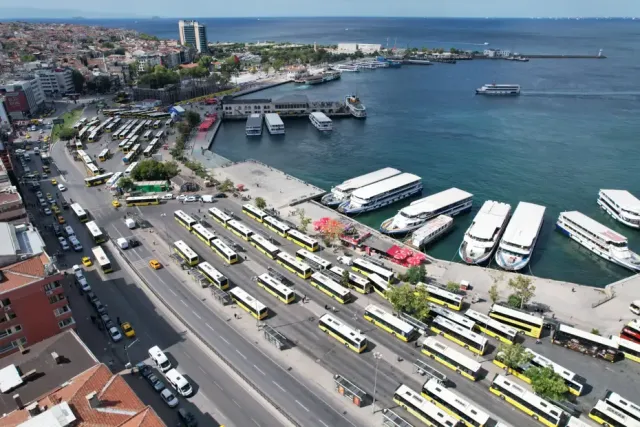 İstanbul'da Milyonları Etkileyecek Karar: Kadıköy'de 13 İETT Hattının Son Durağı Değişti