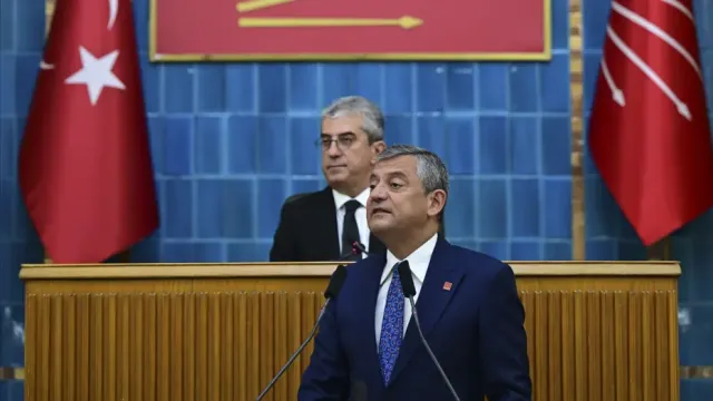 Özgür Özel CHP'ye Veda Ediyor: Yeni Parti Süreci Başladı
