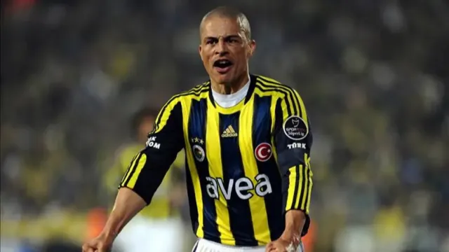 Alex de Souza'dan Seçim Açıklaması: Yanlış Anlaşılmalara Son Noktayı Koydu