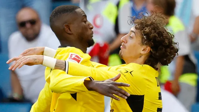 Borussia Dortmund 54. Dakikada 2-0 Geri Düştüğü Maçı Çevirmeyi Başardı: 2-3