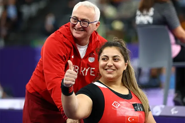 Sibel Çam'dan Paris 2024 Paralimpik Oyunları'nda Tarihi Bronz Madalya