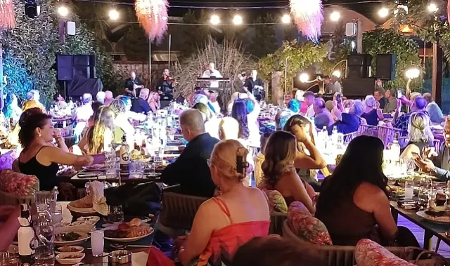 Urla'da Arif Susam Rüzgarı: Unutulmaz Geceye Yoğun İlgi