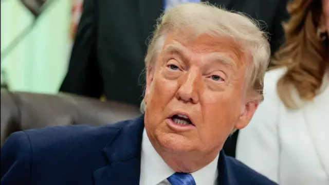Donald Trump Silah Stokları İçin Savunma Sanayii Devlerini Topluyor