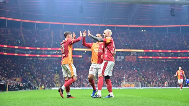 Galatasaray-Fenerbahçe Derbisi İçin Bilet Fiyatları Belli Oldu: En Yüksek Bilet 55 Bin Lira