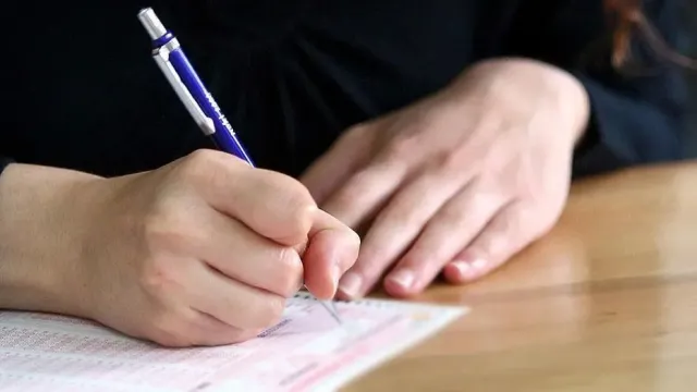 2026 AÖF Sınav Takvimi: Vize Sınavları Ne Zaman, Kaç Dakika Sürecek?