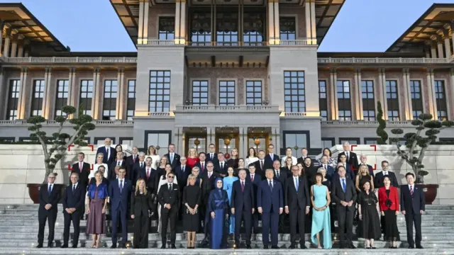 NATO Zirvesi'nde Çekya Krizi: Başbakan ve Cumhurbaşkanı Arasındaki Çatışma Zirveye Taşındı
