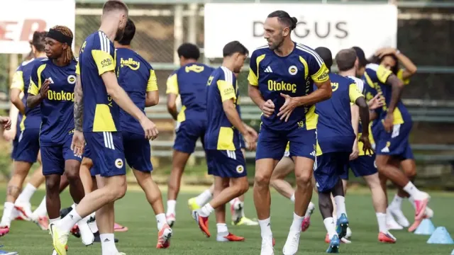 Fenerbahçe'de Sturm Graz Maçı Hazırlıkları Tüm Hızıyla Sürüyor