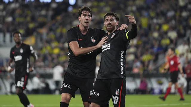 Kadıköy'ün Kralı Kartal: Günün Spor Manşetleri ve Transfer Gelişmeleri