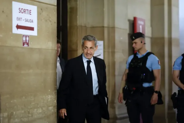 Fransa'nın Eski Cumhurbaşkanı Nicolas Sarkozy İçin 7 Yıl Hapis İstendi
