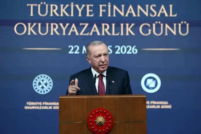 Cumhurbaşkanı Erdoğan'dan Dijital Dönüşüm ve Finansal Risk Uyarısı