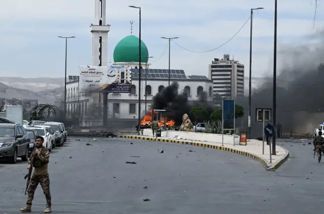 Suriye'nin Başkenti Şam'da Araç Patlaması: 1 Asker Hayatını Kaybetti