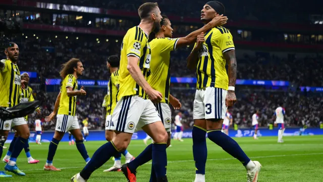 Lyon Maçı Sonrası Fenerbahçe'den Sosyal Medyayı Sallayan Paylaşım