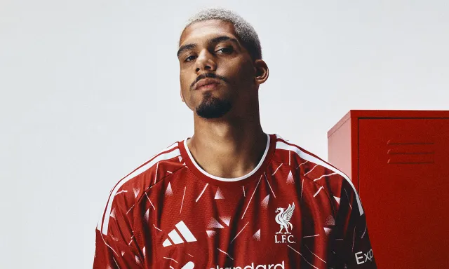 Barcelona'nın Yıldızı Ronald Araujo Sürpriz Şekilde Liverpool'a Kiralandı
