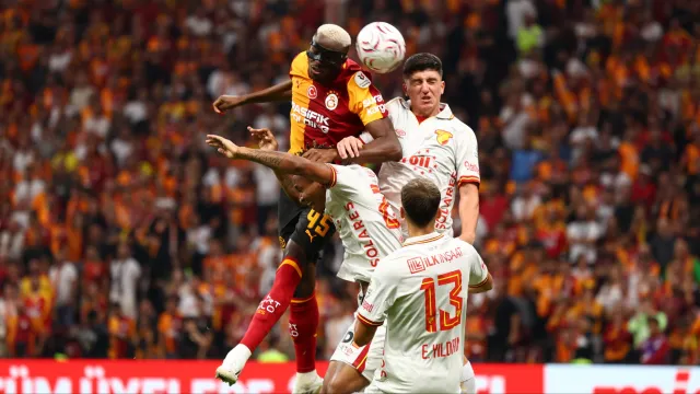 5 Gollü Düelloda Galatasaray, Göztepe'yi Mağlup Etti