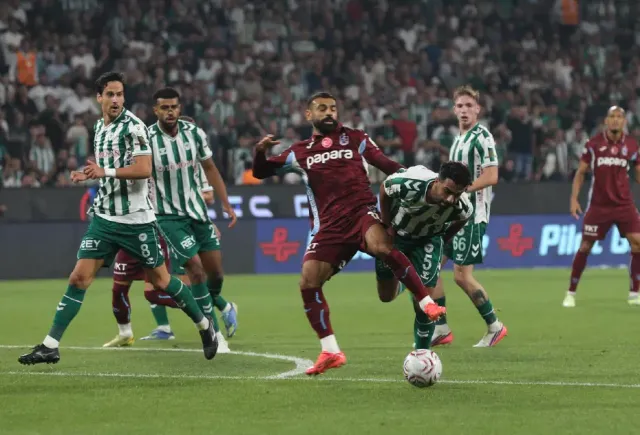 Trabzonspor'un Konyaspor Mağlubiyeti Sonrası Spor Yazarlarından Sert Eleştiriler