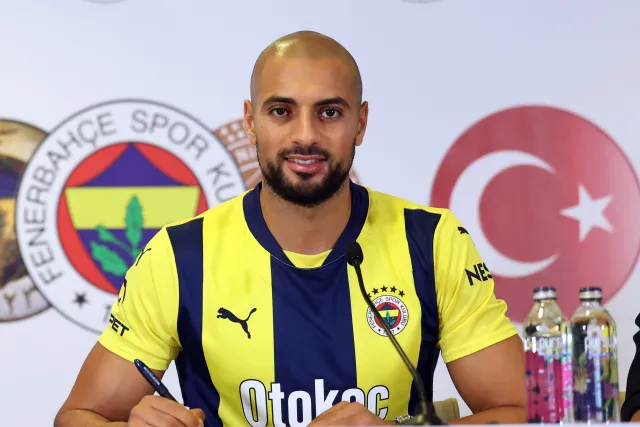 Fenerbahçe'de Sofyan Amrabat İstanbul'da! Sağlık Kontrolleri ve Antrenman Süreci Başlıyor