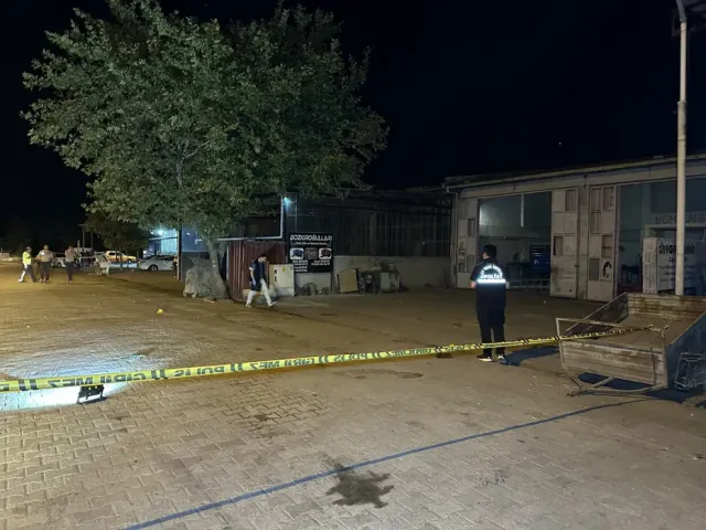 Uşak'ta Esnaf Kavgası Kanlı Bitti: 13 Kişi Yaralandı