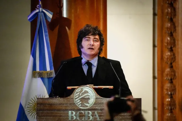 Arjantin ile İngiltere Arasında Falkland Gerilimi Yeniden Tırmandı