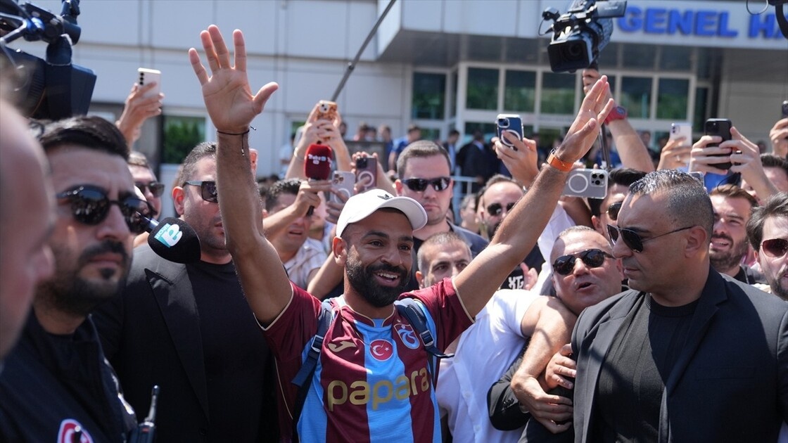 Trabzonspor'dan Tarihi Transfer Hamlesi: Mohamed Salah'ın Maliyeti KAP'a Bildirildi