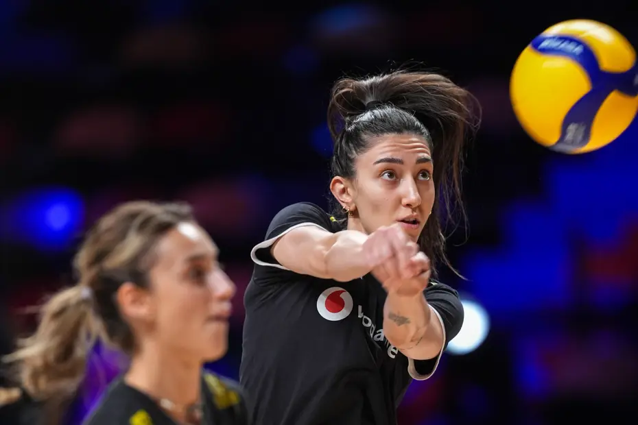 Türkiye Çin Voleybol Maçı Ne Zaman? Filenin Sultanları 2026 VNL Yarı Final Heyecanı