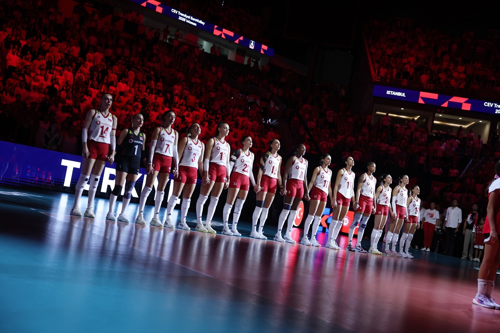 Türkiye İtalya Voleybol Final Maçı Ne Zaman, Saat Kaçta ve Hangi Kanalda? Filenin Sultanları Şampiyonluk Peşinde