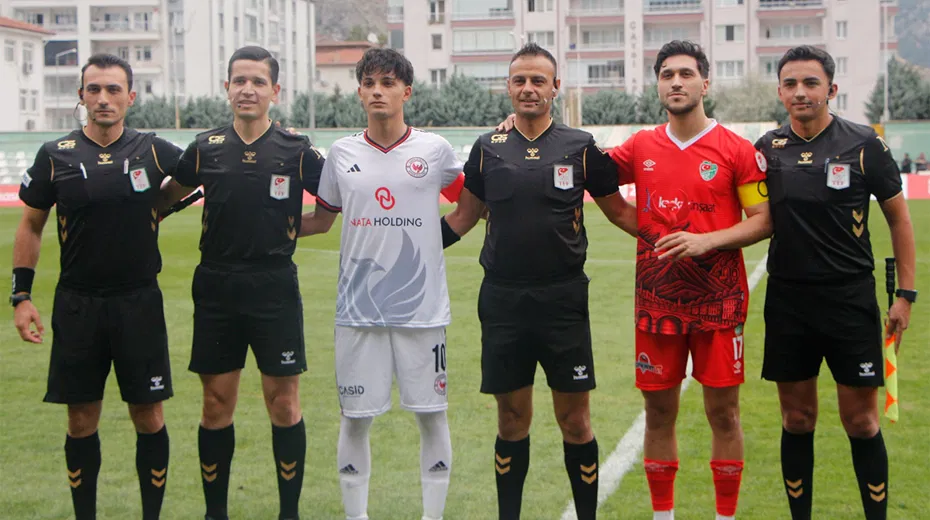 Türkiye Kupası'nda Tarihi Skorlar: İki Maç da 10-0 Bitti