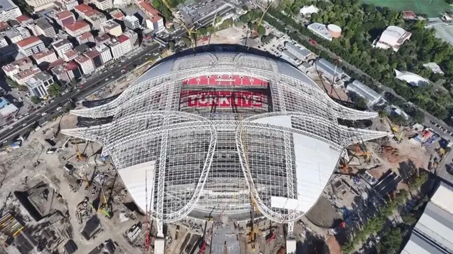 Türkiye'nin En Modern Stadyumu Şekilleniyor: Koltuklar Takıldı, Son Hali Ortaya Çıktı