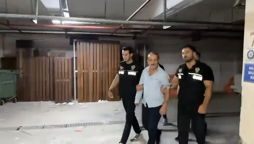 ultrAslan Lideri Sebahattin Şirin'in Evinden Servet Çıktı: 8.5 Saatlik Aramada Milyonluk Vurgun