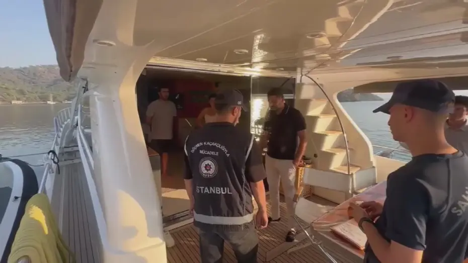 Usulsüz Yolla Türk Vatandaşlığı Operasyonu: 72 Şüpheli Yakalandı, 7 Şirkete Kayyum Atandı