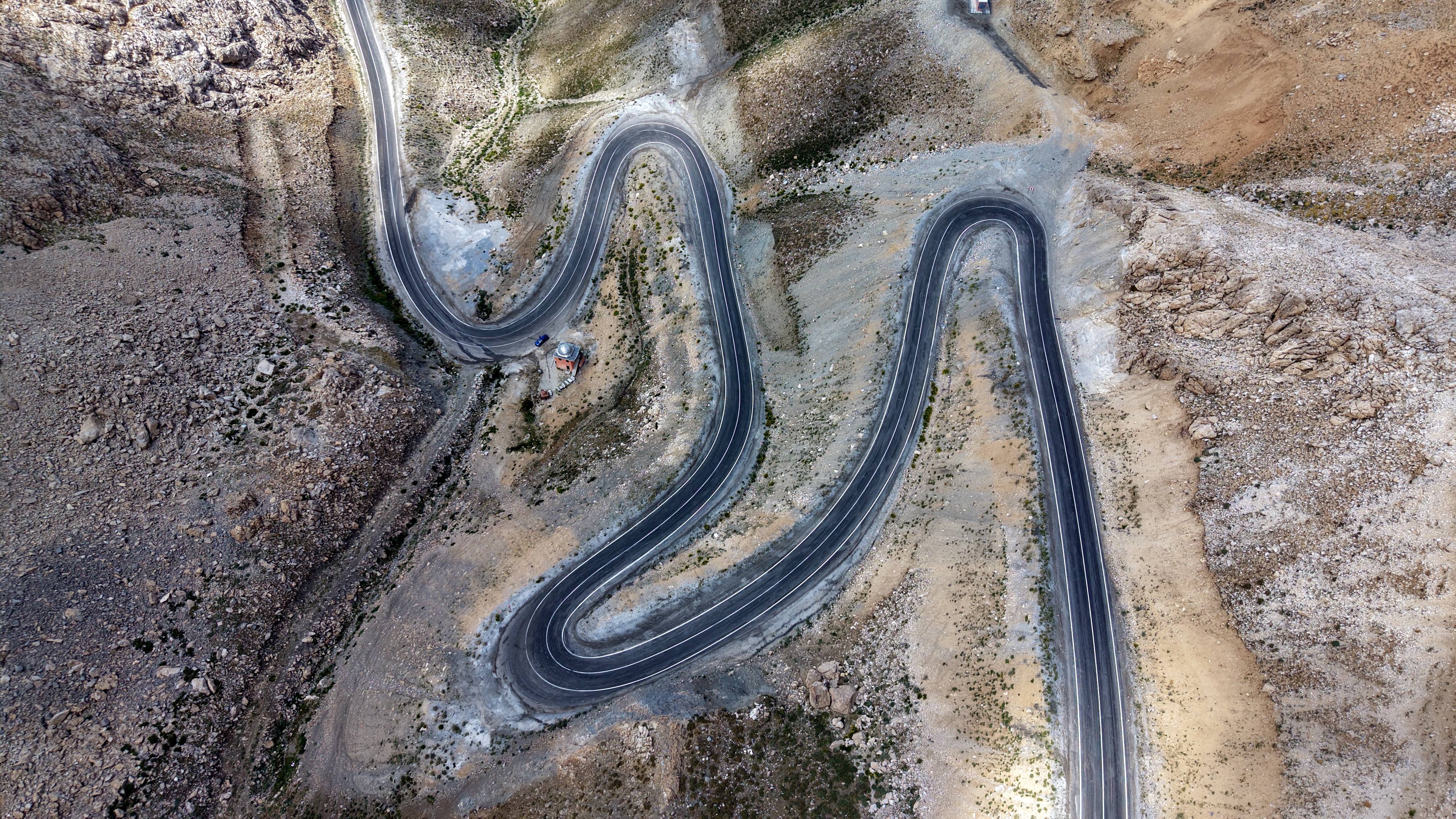 Van-Bahçesaray Yolunda Tarihi Proje: 13 Kilometrelik Tünel İçin Çalışmalar Başladı